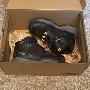 Keen Black and Yellow Kids' Mid-Height Outdoor Shoes